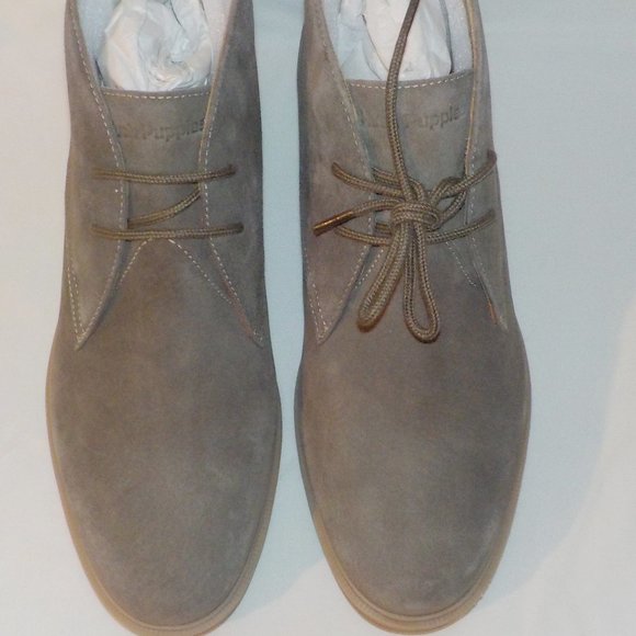 Hush Puppies Other - Hush Puppies boots sz 9 M brown NWOB